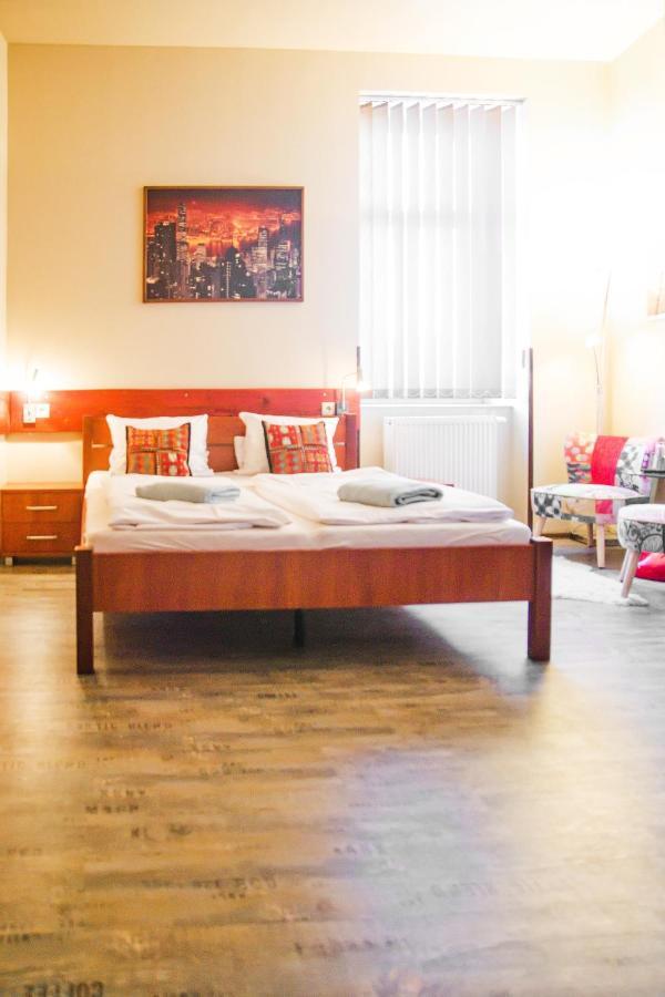 Grand Hotel Jaroměř Esterno foto